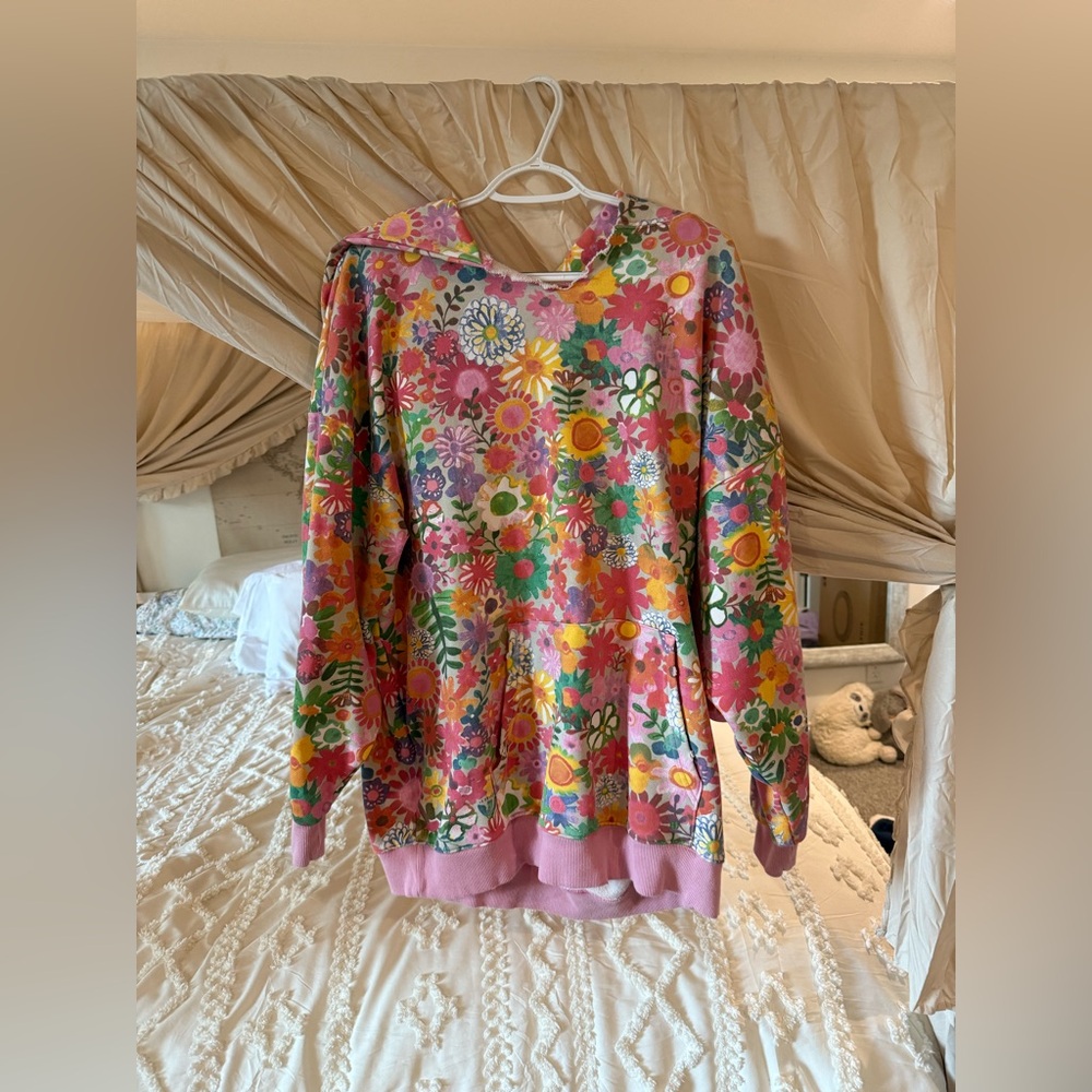 Natural Life Vibrant Floral Top S/M WORN ONCE